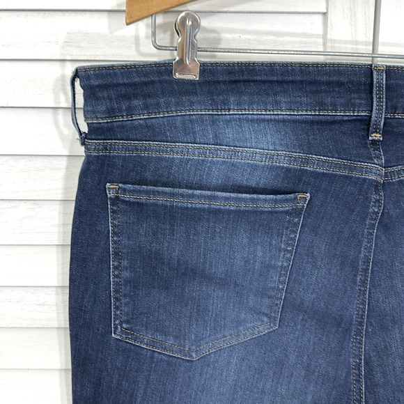 NYDJ Women's Straight Leg Jeans - Dark Blue - Picture 8 of 11